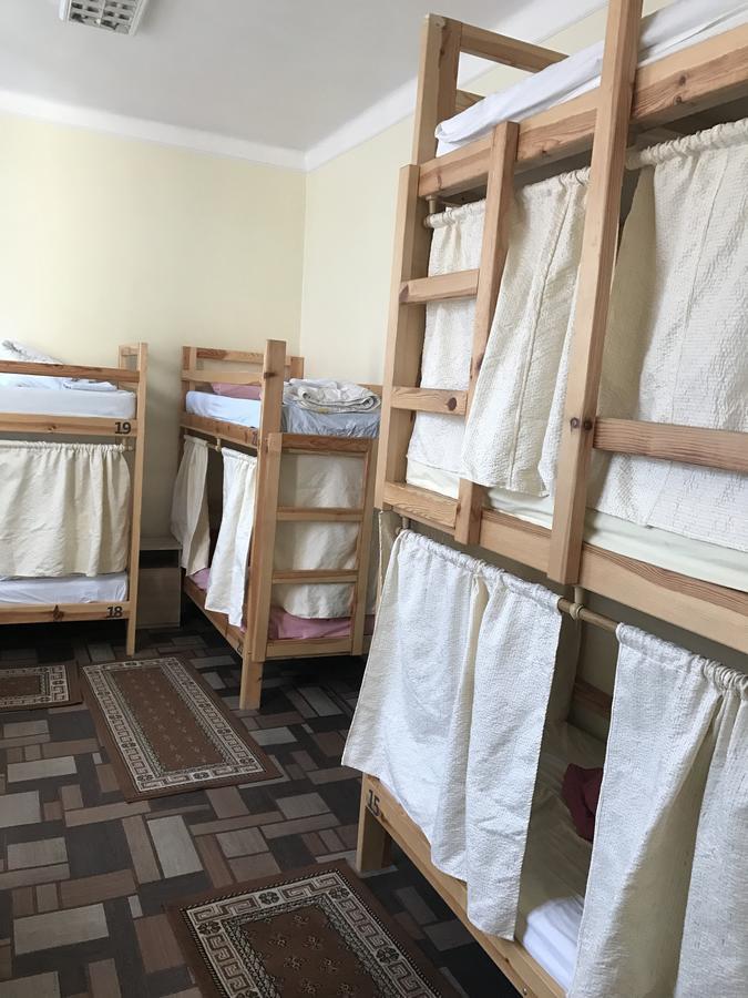 Отель Хата Днепър Екстериор снимка