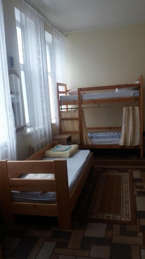 Отель Хата Днепър Екстериор снимка